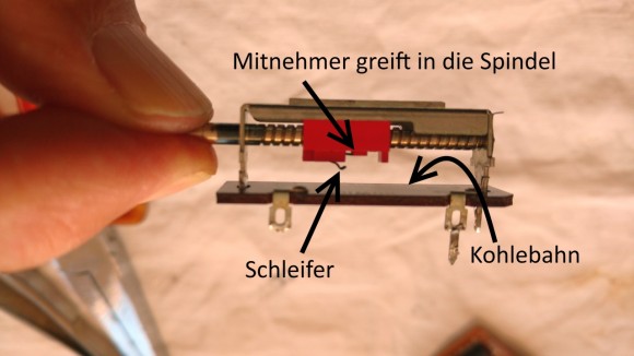 Spindelpoti ausgelötet und halb offen.jpg