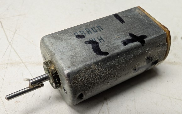 Braun 424 1,2V-klein.jpg